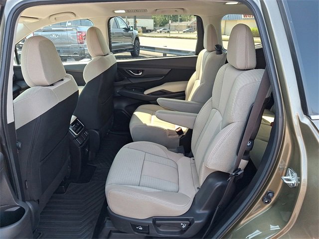 Used 2023 Subaru Ascent Premium w/ Convenience Package image 11