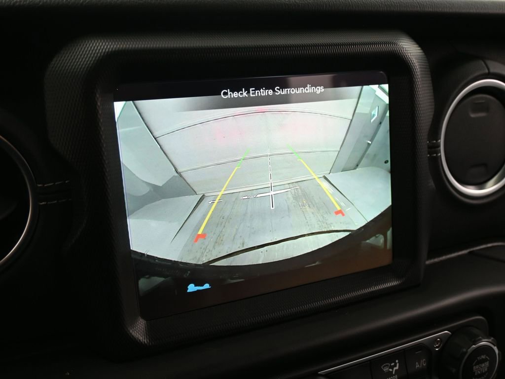 Used 2023 Jeep Wrangler Unlimited Sahara w/ Cold Weather Group image 14