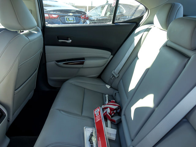 Used 2017 Acura TLX V6 image 11