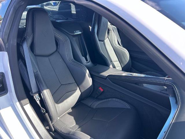 Used 2026 Chevrolet Corvette Stingray Coupe w/ 1LT RWD image 35