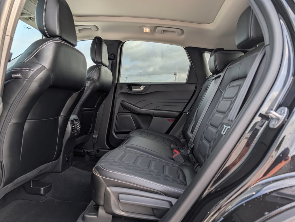Certified 2023 Ford Escape Platinum w/ Premium Technology Package AWD/4WD image 13