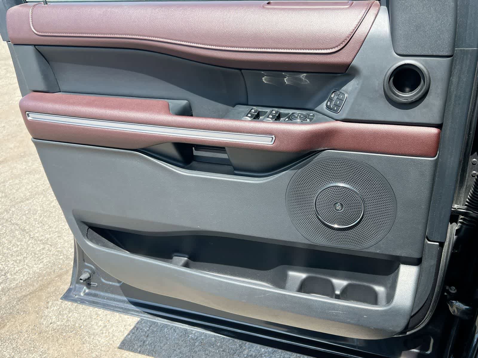 Certified 2023 Ford Expedition Limited AWD/4WD image 29