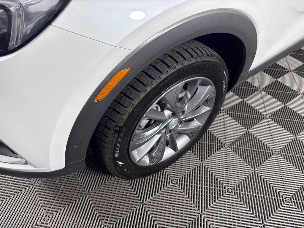Used 2023 Buick Encore GX Essence w/ Advanced Technology Package AWD/4WD image 10
