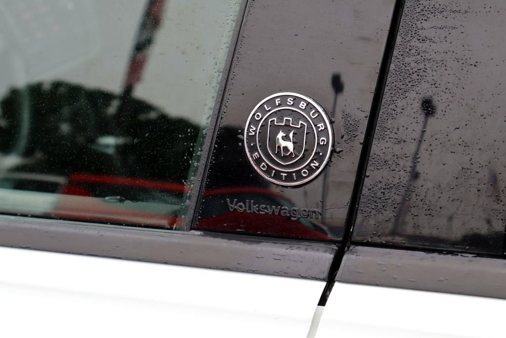 Used 2024 Volkswagen Tiguan Wolfsburg Edition FWD image 10