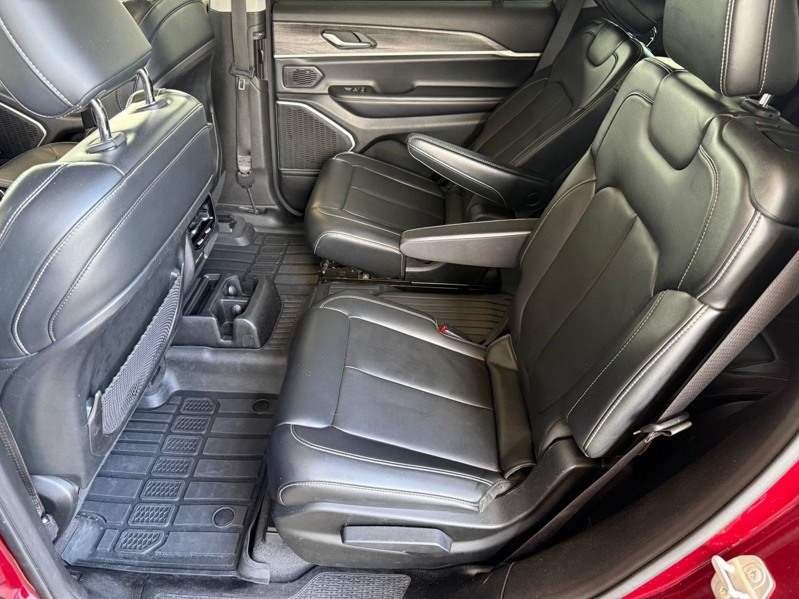 Used 2021 Jeep Grand Cherokee L Limited RWD image 15