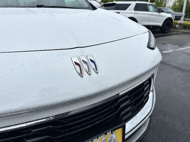 Used 2024 Buick Encore GX Preferred w/ Comfort Package FWD image 11