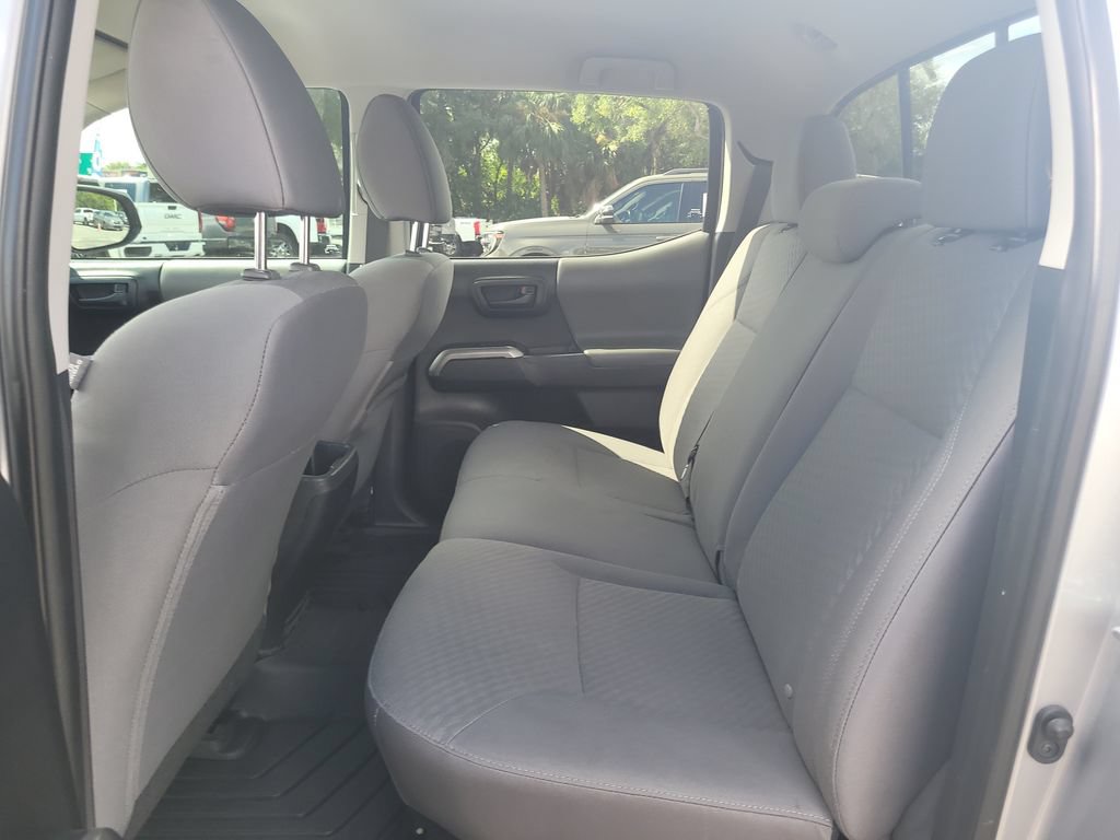Used 2021 Toyota Tacoma SR5 RWD image 11