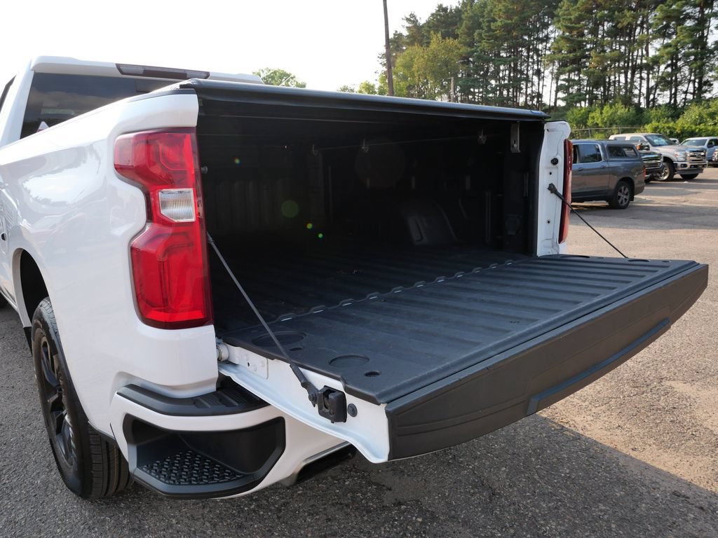 Used 2020 Chevrolet Silverado 1500 RST AWD/4WD image 9