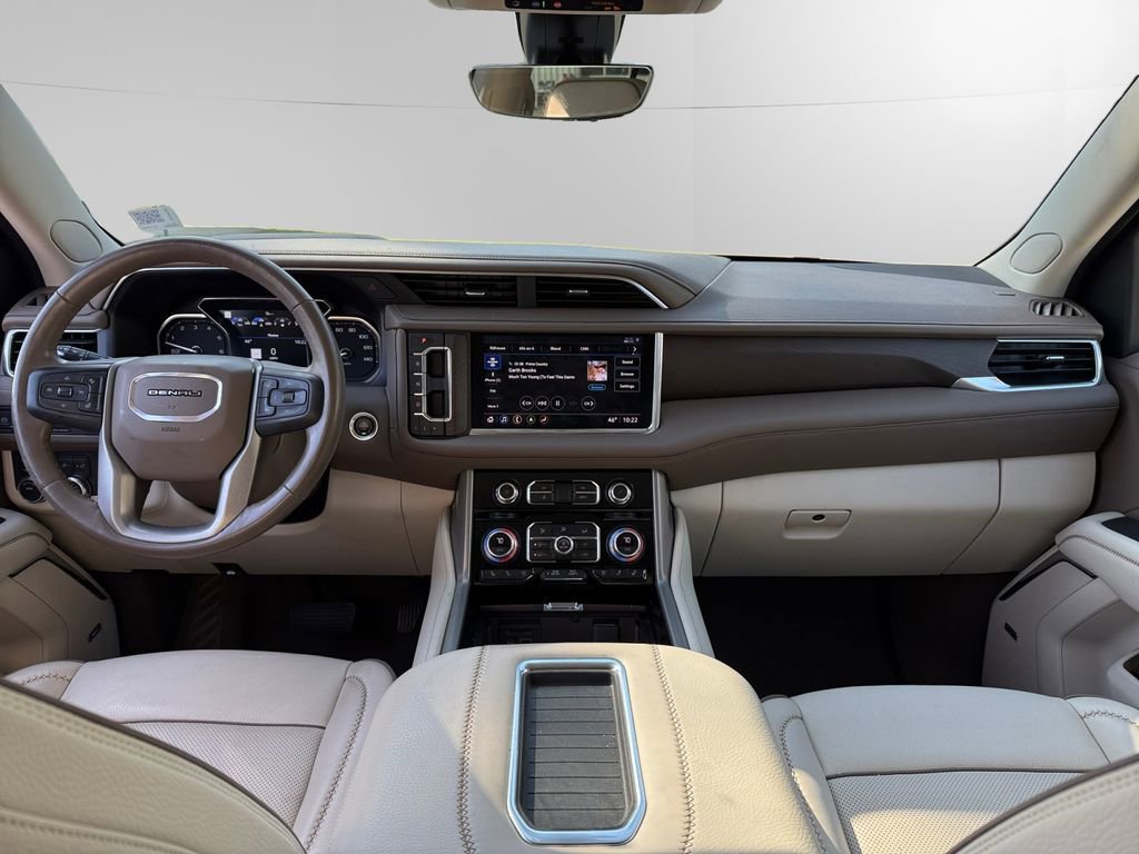 Used 2021 GMC Yukon XL Denali w/ Advanced Technology Package image 10