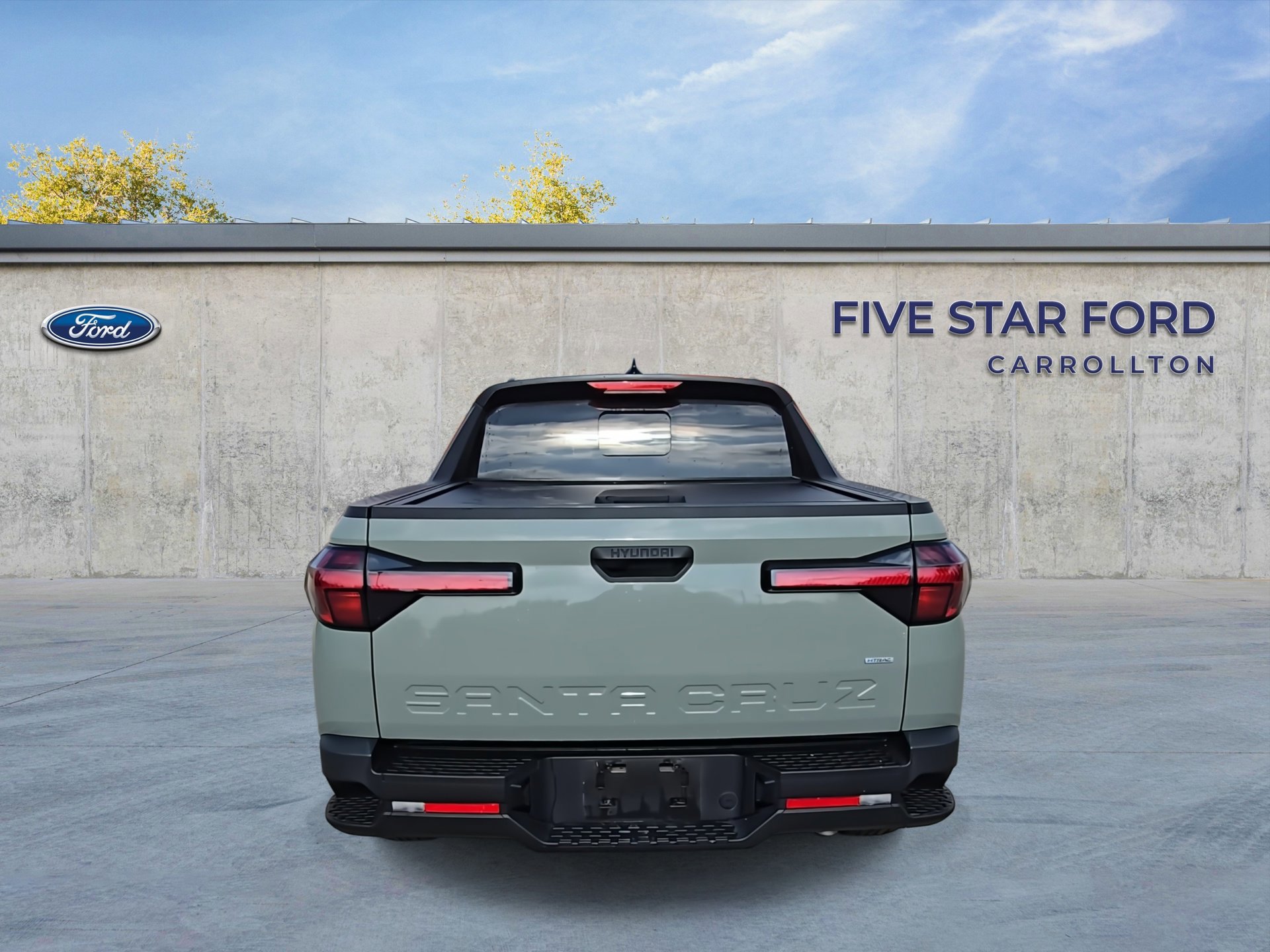 Used 2023 Hyundai Santa Cruz SEL w/ Activity Package image 4