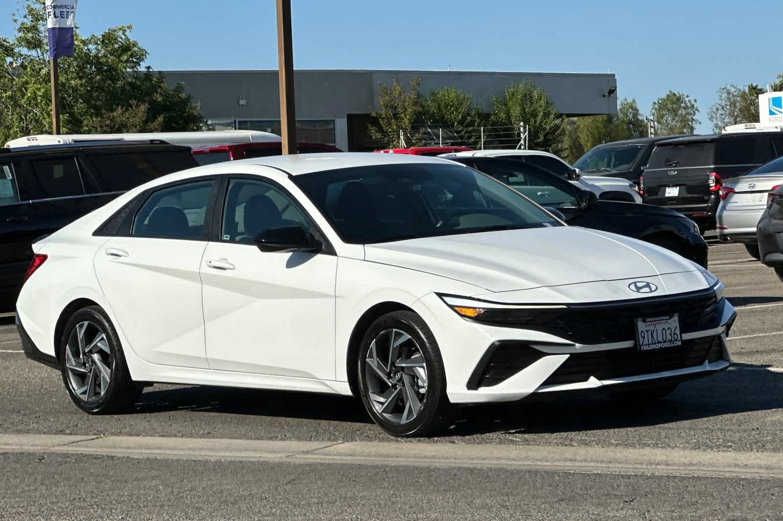 Used 2025 Hyundai Elantra Sport FWD image 10