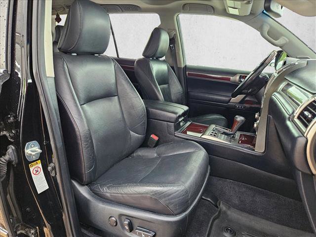 Used 2018 Lexus GX 460 Premium AWD/4WD image 22