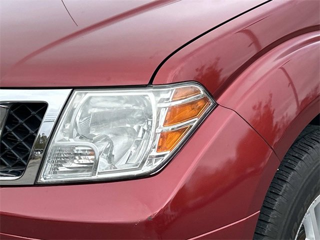 Used 2018 Nissan Frontier SV w/ Value Truck Package image 9