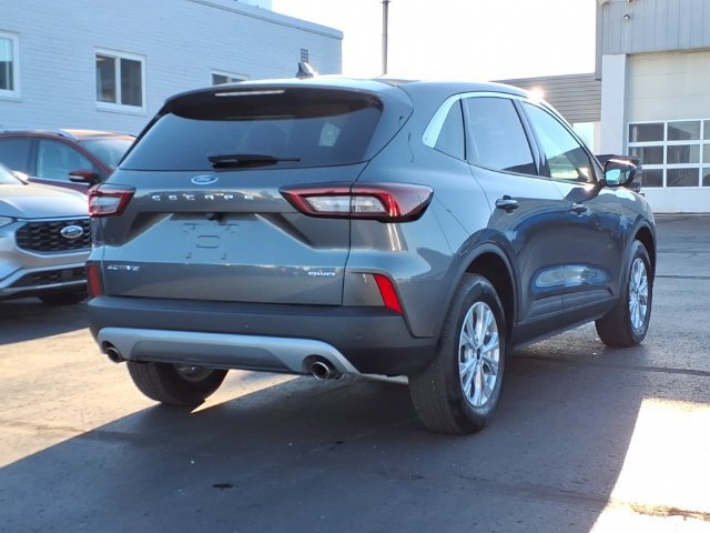 Certified 2023 Ford Escape Active w/ Tech Pack #2 AWD/4WD image 4