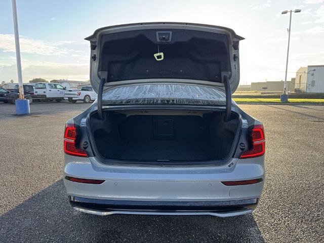 Used 2024 Volvo S60 B5 Plus w/ Climate Package AWD/4WD image 9