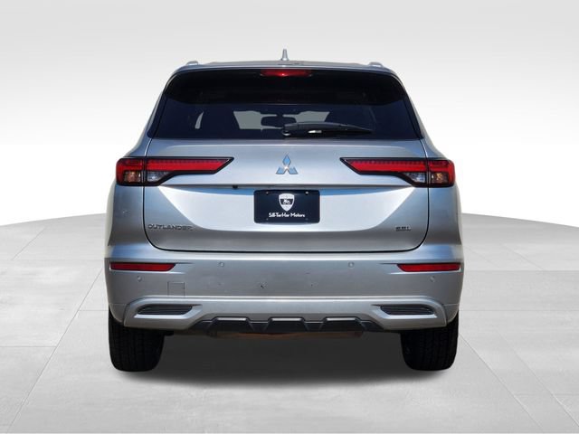 Used 2024 Mitsubishi Outlander SEL AWD/4WD image 8