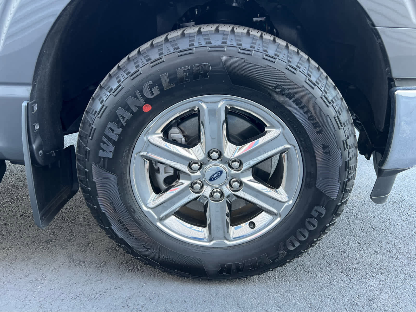 Certified 2025 Ford F150 XLT w/ Equipment Group 301A Standard image 16