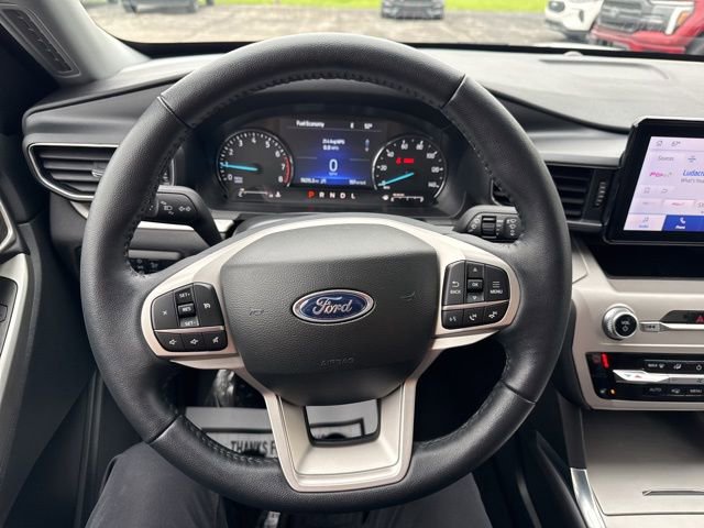 Certified 2023 Ford Explorer XLT w/ Equipment Group 202A AWD/4WD image 20