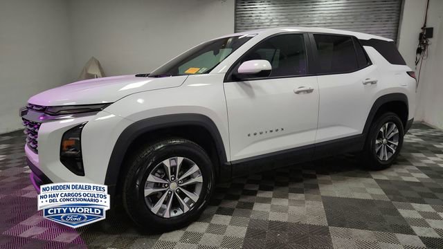 Used 2025 Chevrolet Equinox LT FWD image 4