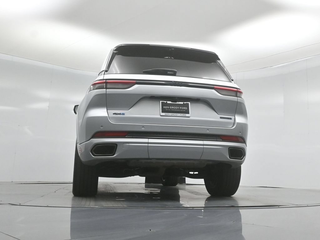 Used 2023 Jeep Grand Cherokee 30th Anniversary AWD/4WD image 50