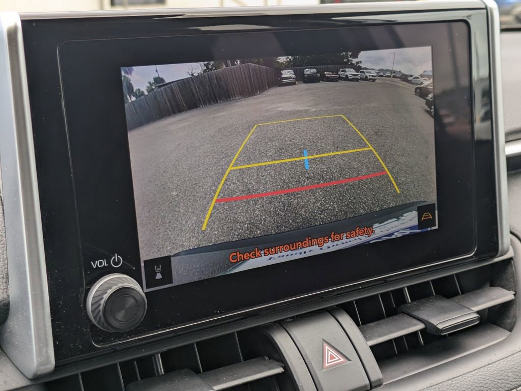 Used 2023 Toyota RAV4 XLE FWD image 29