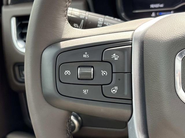 Used 2022 GMC Yukon SLT w/ SLT Luxury Package AWD/4WD image 30