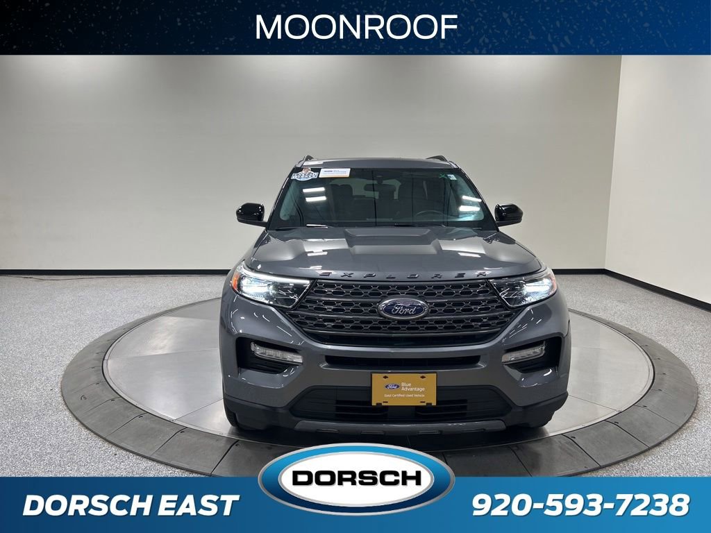 Certified 2024 Ford Explorer XLT w/ Equipment Group 202A AWD/4WD image 3