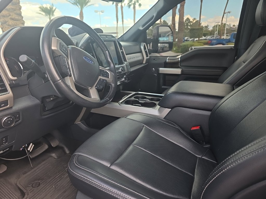 Certified 2022 Ford F250 Lariat w/ Lariat Value Package AWD/4WD image 3