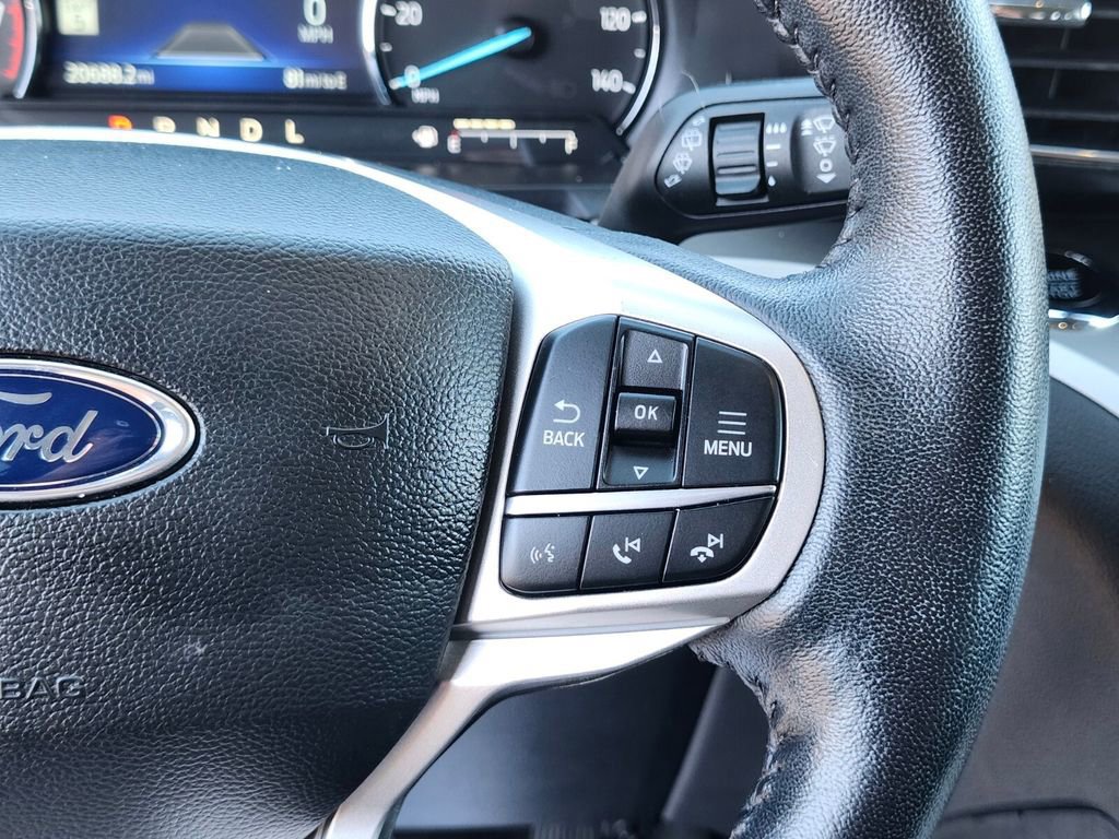 Certified 2022 Ford Explorer XLT w/ Equipment Group 202A image 31