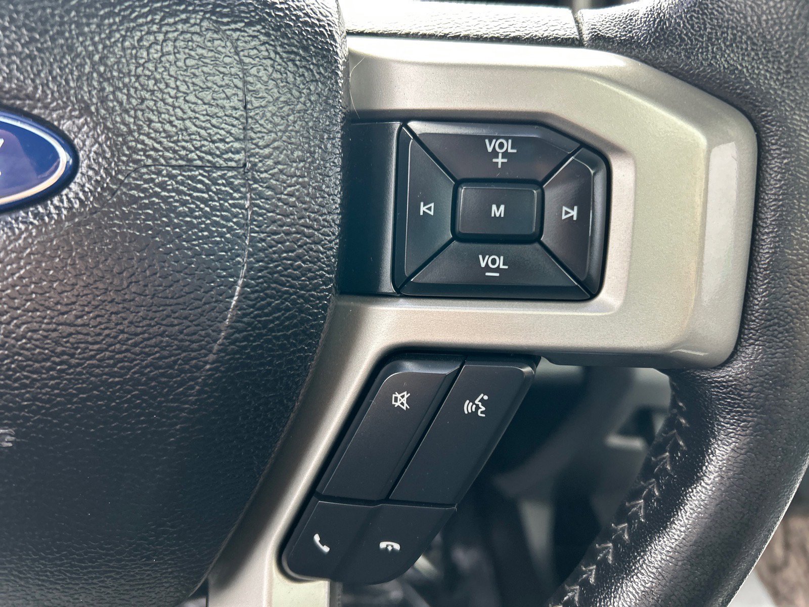 Certified 2017 Ford F250 Lariat w/ Lariat Ultimate Package image 26