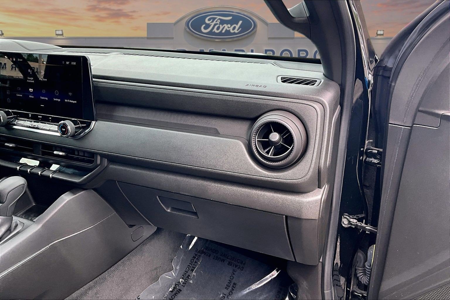 Used 2023 Chevrolet Colorado W/T RWD image 17