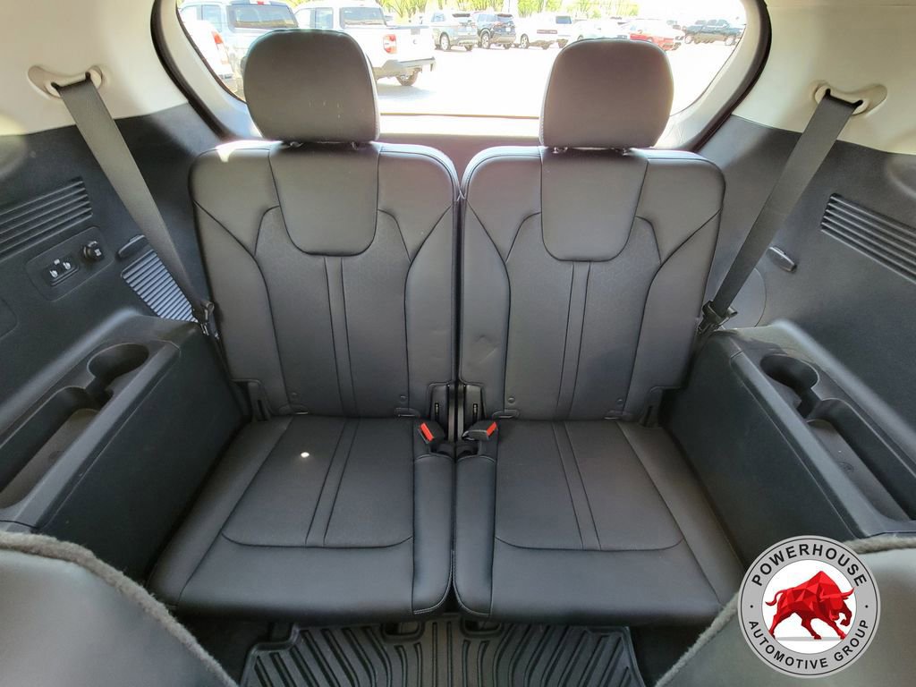 Used 2023 Kia Sorento SX image 18