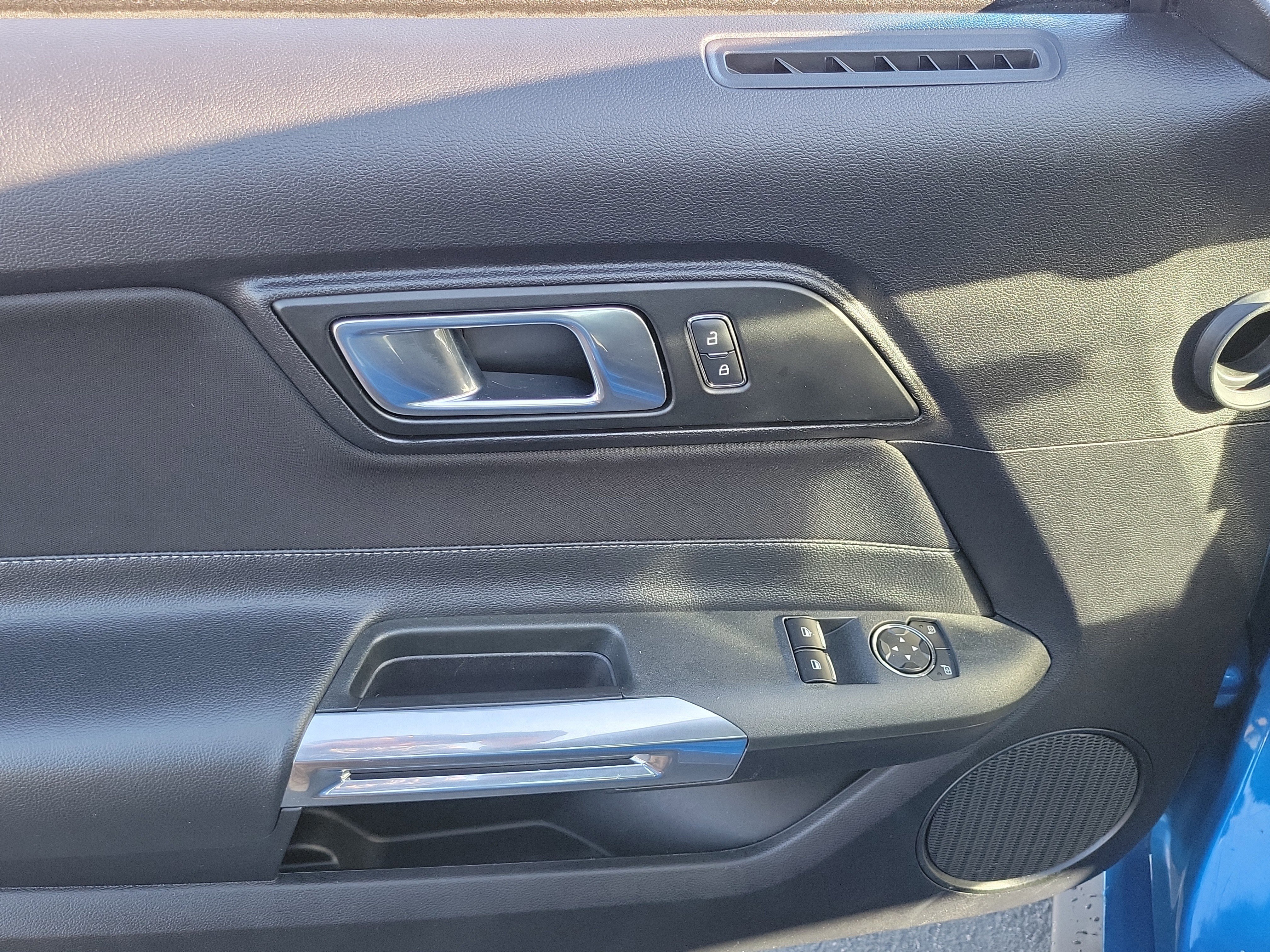 Certified 2019 Ford Mustang EcoBoost image 13