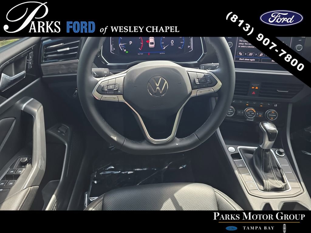 Used 2022 Volkswagen Jetta SEL FWD image 11