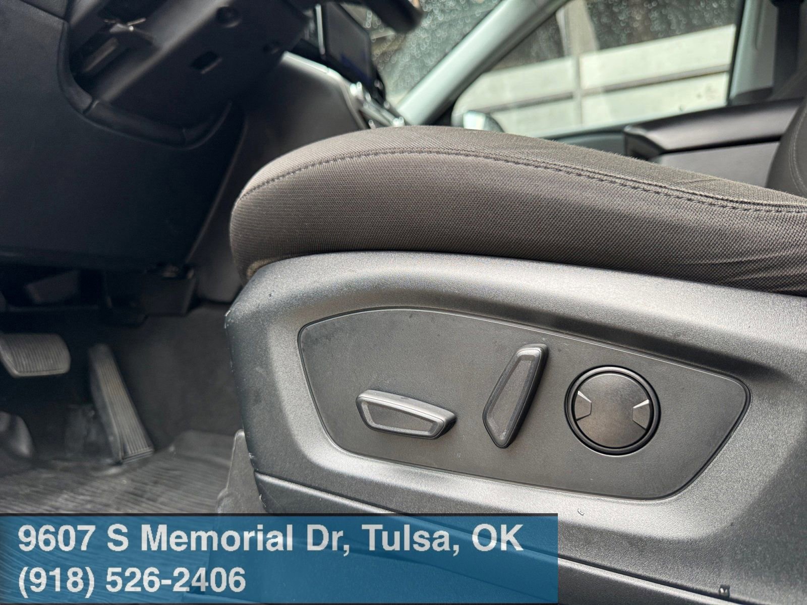 Certified 2022 Ford Explorer XLT image 18