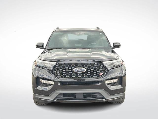 Certified 2023 Ford Explorer ST w/ Equipment Group 401A AWD/4WD image 3