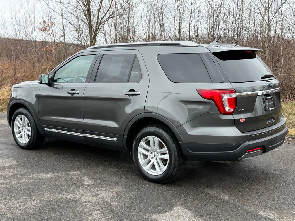 Certified 2019 Ford Explorer XLT w/ Equipment Group 201A image 22