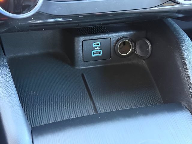 Certified 2022 Ford Escape SE FWD image 23