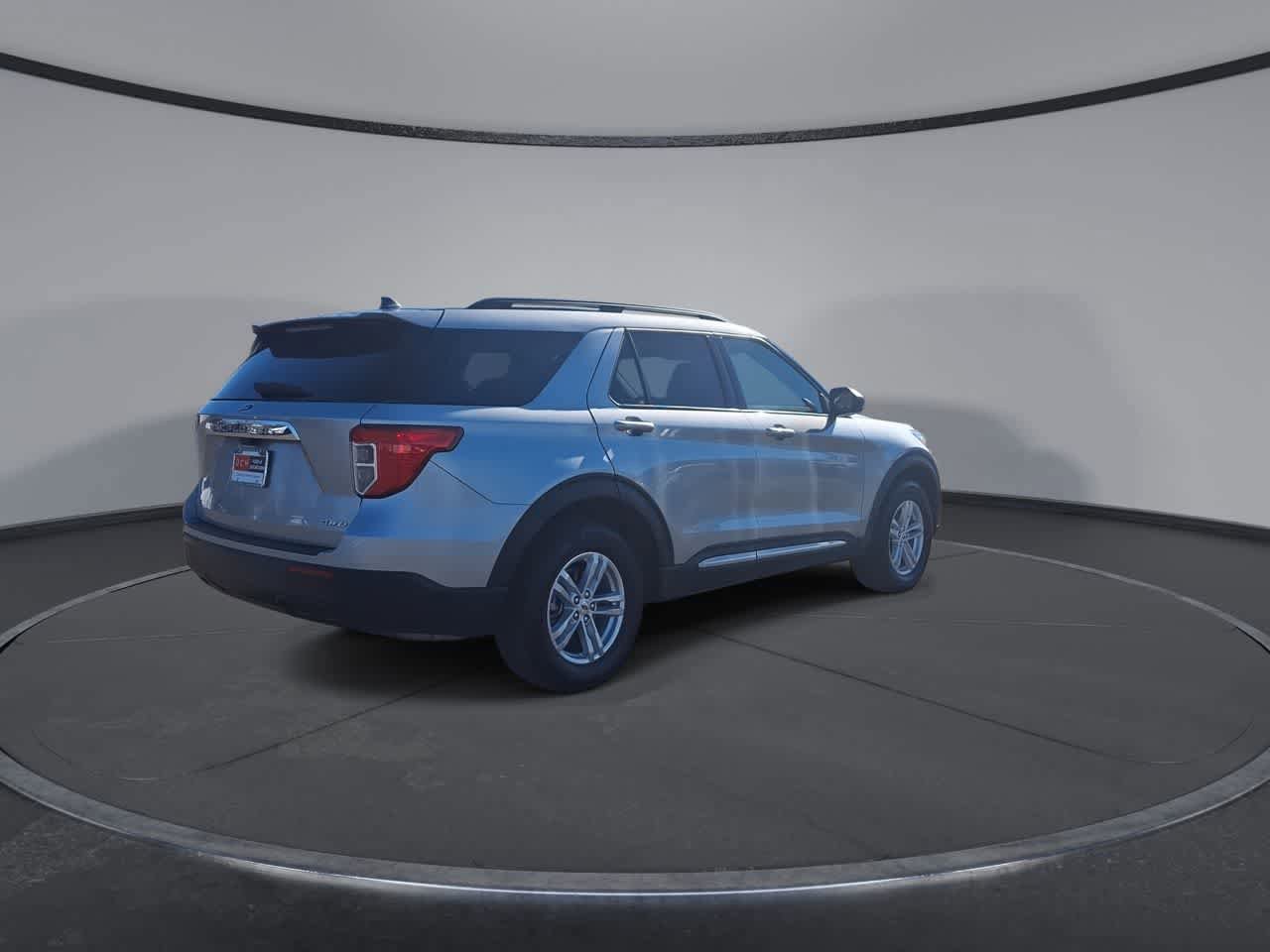 Certified 2023 Ford Explorer XLT AWD/4WD image 8