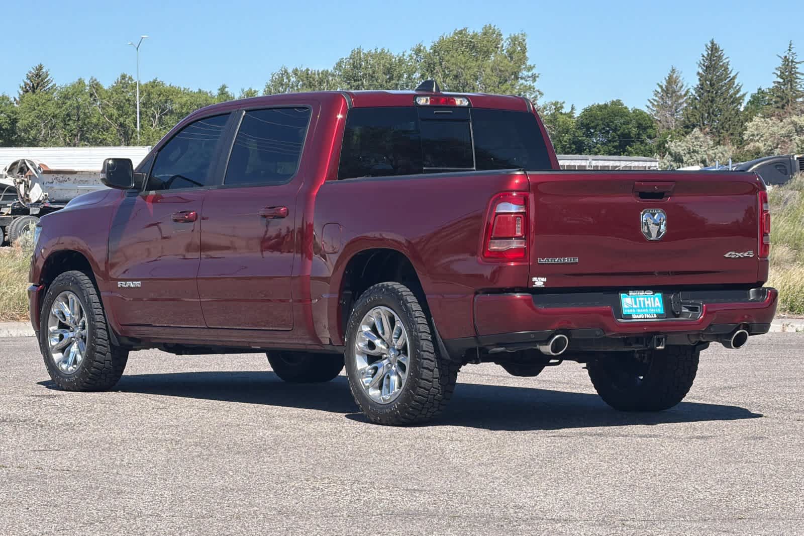 Used 2024 RAM 1500 Laramie AWD/4WD image 6