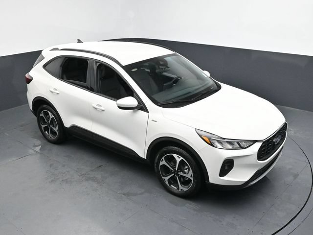 Certified 2025 Ford Escape ST-Line Select AWD/4WD image 40