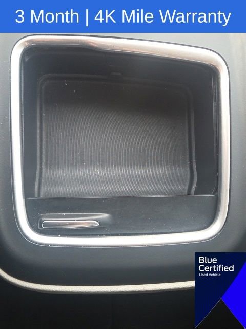 Used 2023 Chrysler Pacifica Touring-L FWD image 40
