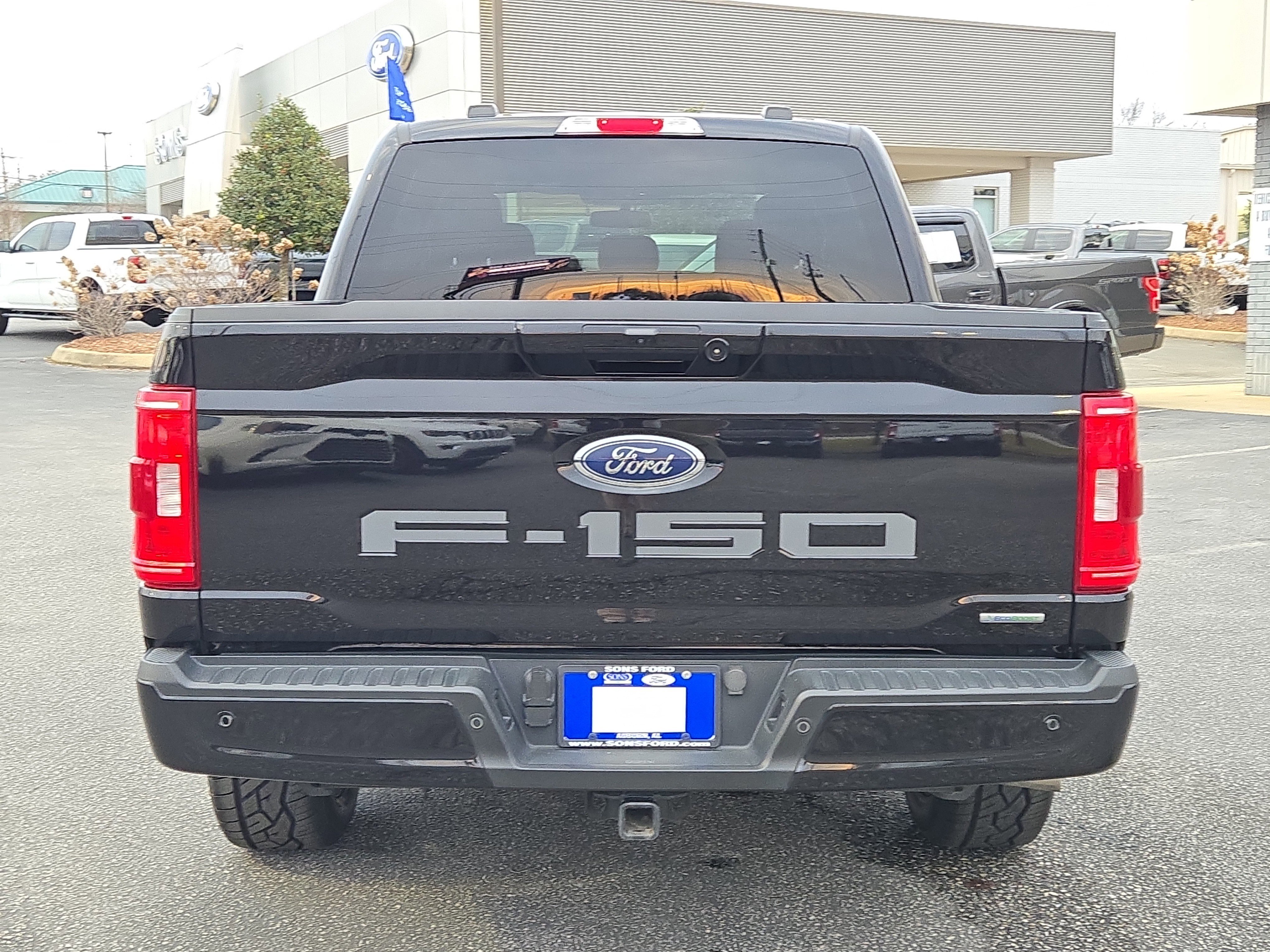 Certified 2023 Ford F150 XLT w/ Equipment Group 302A High image 5