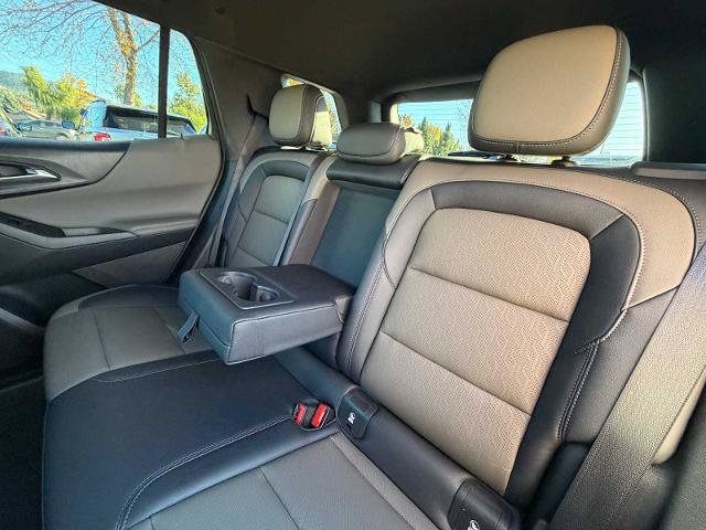 Used 2025 Chevrolet Equinox LT w/ Convenience Package II AWD/4WD image 23