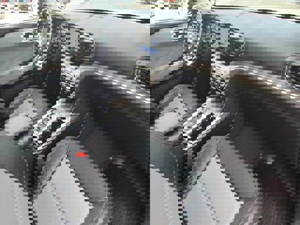 Certified 2023 Ford Explorer XLT w/ Equipment Group 202A image 10