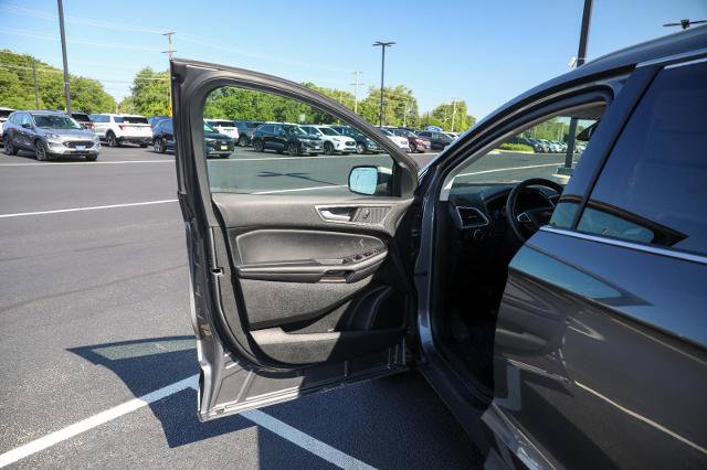 Certified 2024 Ford Edge SEL w/ Convenience Package AWD/4WD image 17