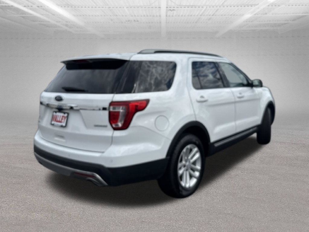 Certified 2017 Ford Explorer XLT FWD image 55