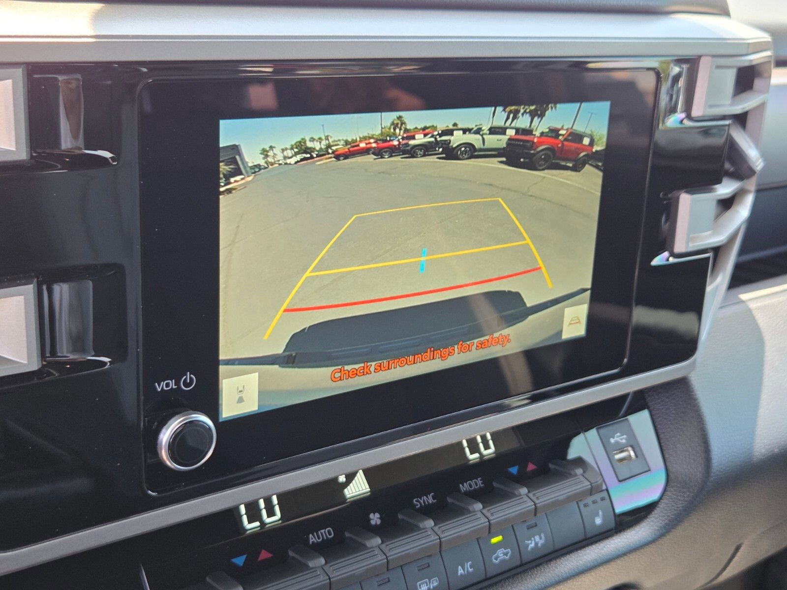 Used 2026 Toyota Tundra SR5 w/ SR5 Premium Package AWD/4WD image 21