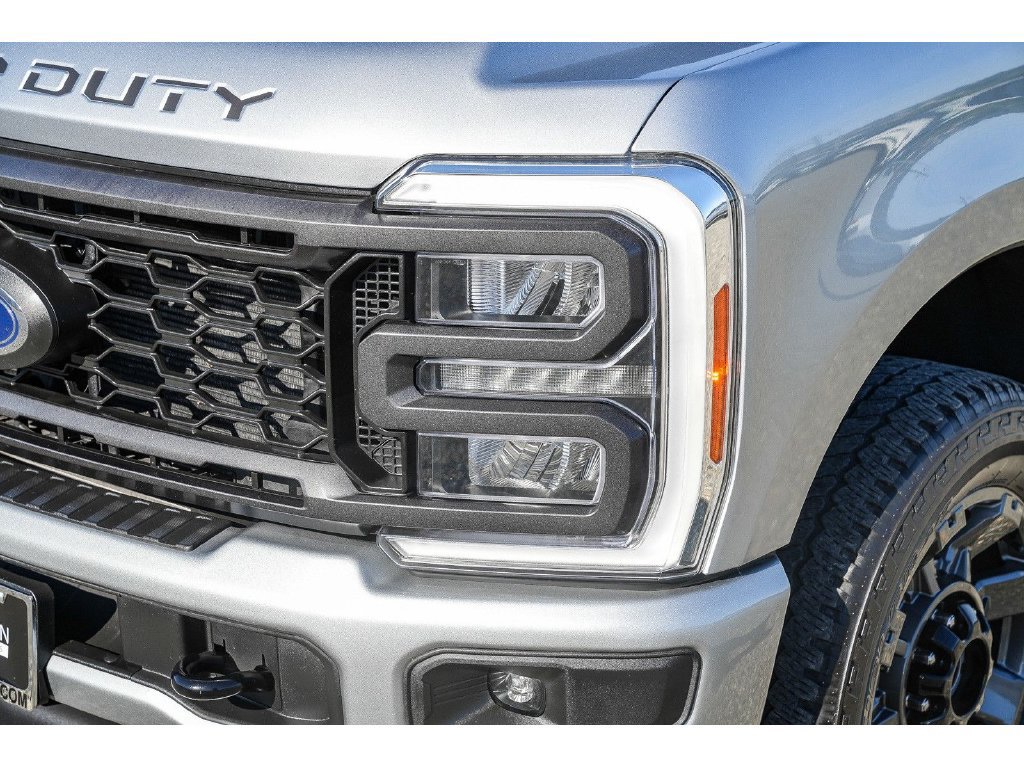 Certified 2023 Ford F250 Lariat w/ Sport Appearance Package AWD/4WD image 10