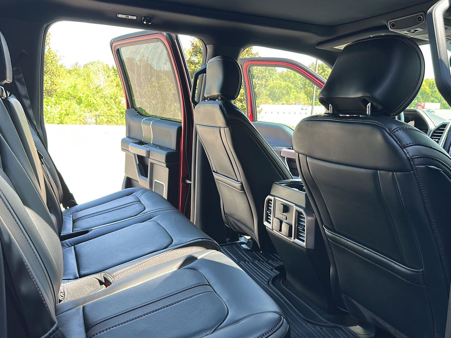 Certified 2020 Ford F150 Platinum w/ Equipment Group 701A Luxury AWD/4WD image 33